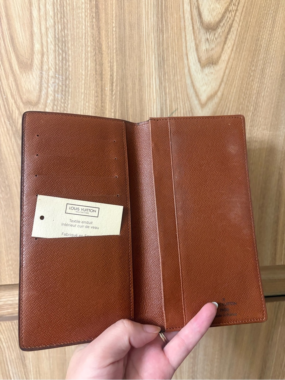 Authentic LOUIS VUITTON CREDIT CARD/CHECK-BOOK wallet - Picture 4 of 14